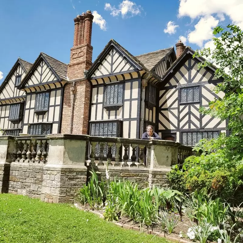 Agecroft Hall & Gardens